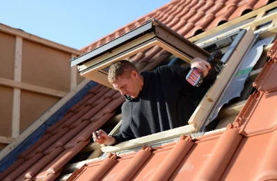 Pose de fenêtres de toit Velux à Esley